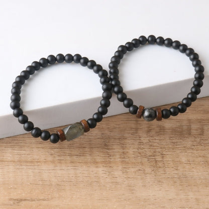 Black onyx and labradorite bracelet – view 5